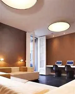 Praktik Garden Hotel Barcelona