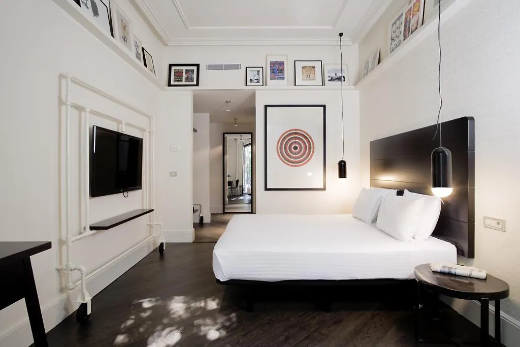 Praktik Garden Hotel Barcelona 2*,